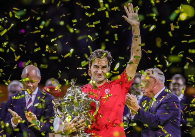 开云下载-费德勒刷新世界纪录，马龙教练激动落泪！(费德勒刷新世界纪录,马龙教练激动落泪了吗)