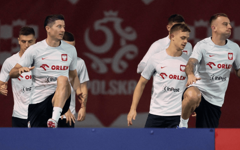 开云下载-包含今夜莱比锡备战法国杯；防线松动细节曝光；态度坚定；年轻球员得到机会的词条